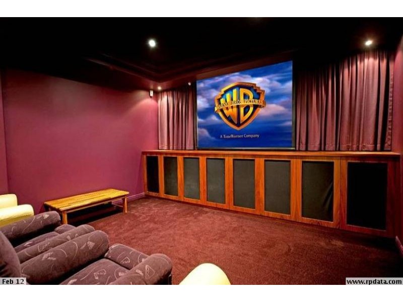 1670 Riverdale Drive, Hope Island QLD 4212