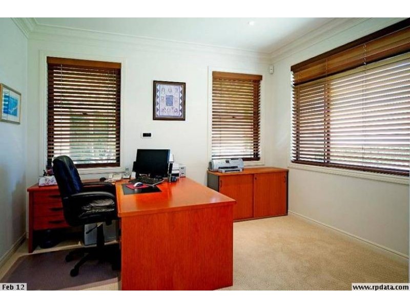 1670 Riverdale Drive, Hope Island QLD 4212