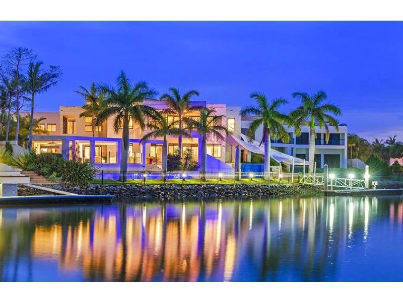 1133 Beechwood Drive, Hope Island QLD 4212