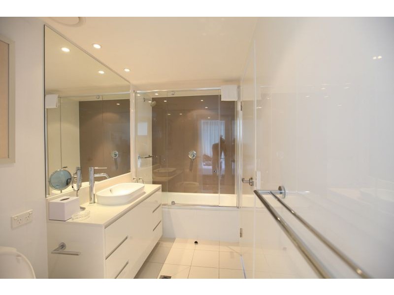 10705/3113 Surfers Paradise Boulevard, Surfers Paradise QLD 4217