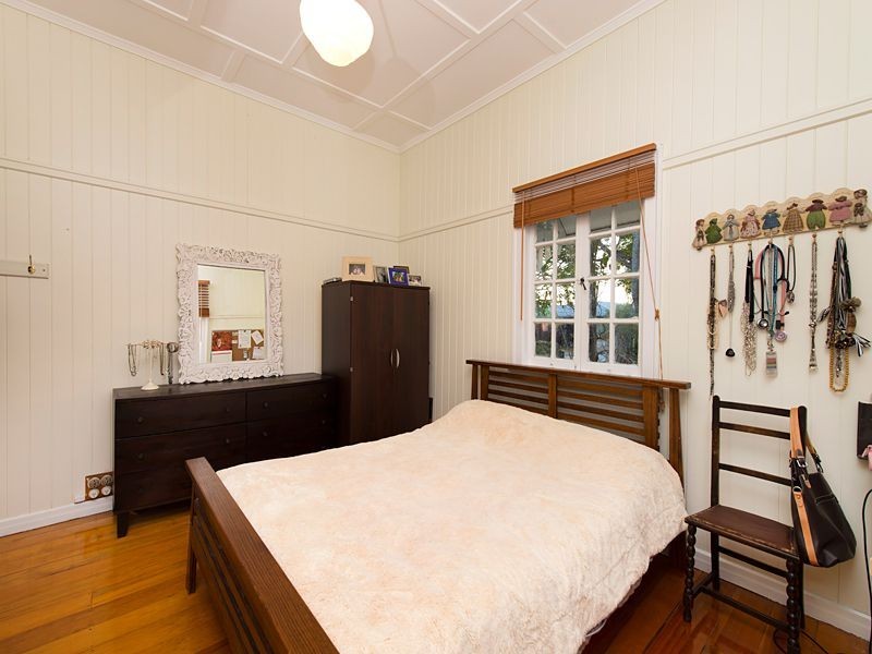 51 Surrey St, Nundah QLD 4012