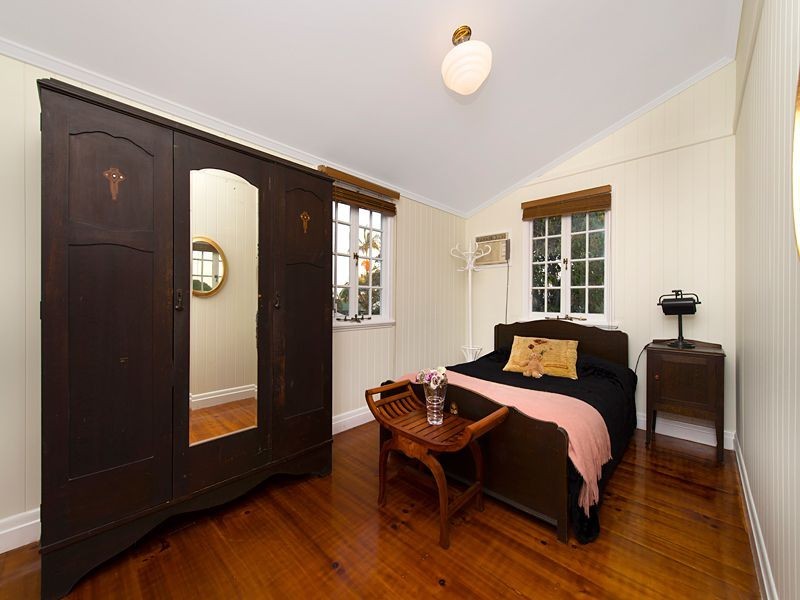 51 Surrey St, Nundah QLD 4012