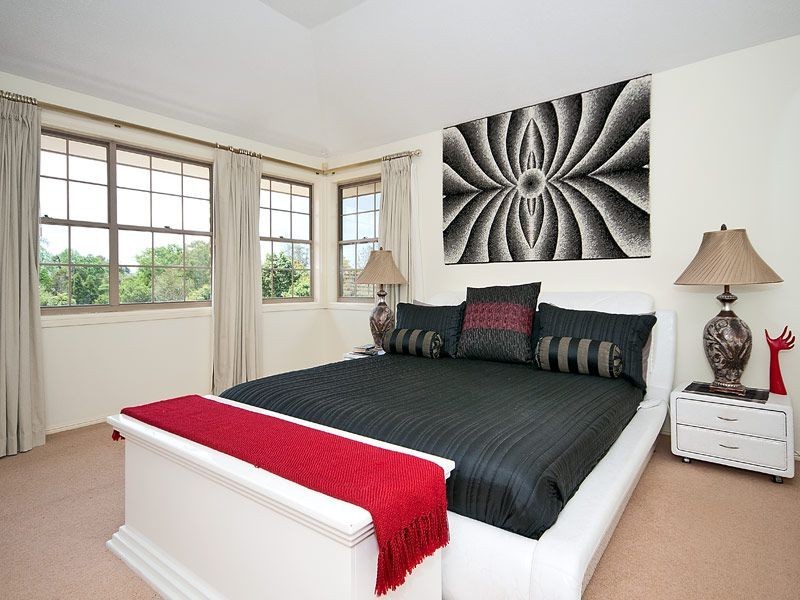 1 Tweed Heads Ave, Tamborine Mountain QLD 4272