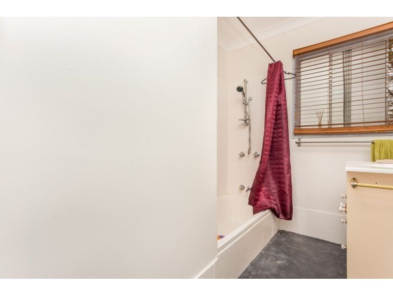 15 Acacia Road, Woodridge QLD 4114