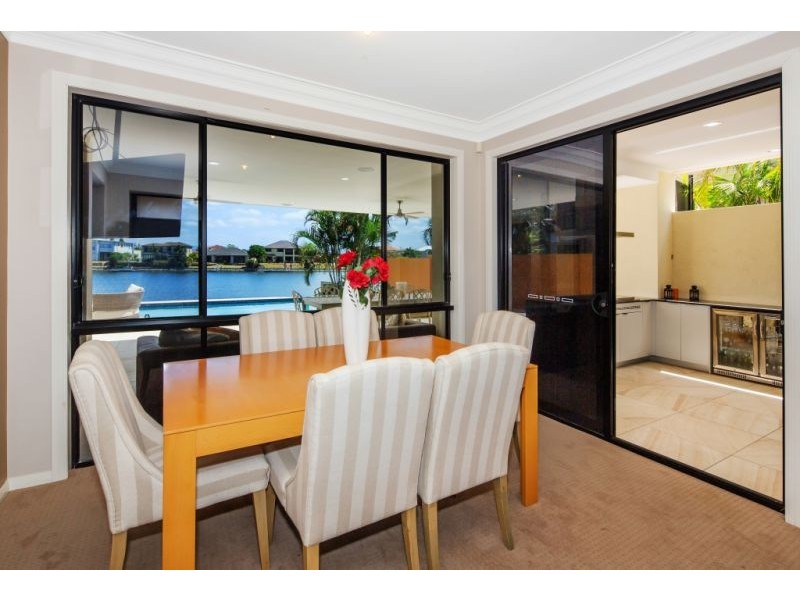 12 Windchimes Way, Helensvale QLD 4212