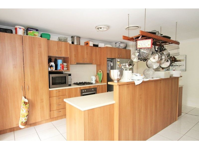 33 Desmond St, Narangba QLD 4504