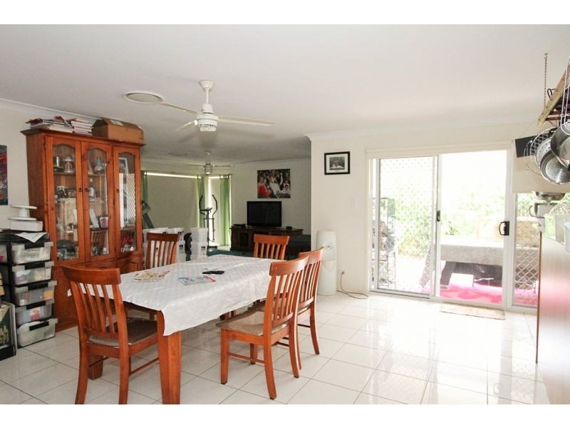 33 Desmond St, Narangba QLD 4504