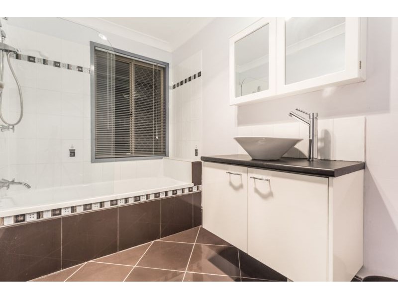 16 Holloway Drive, Everton Park QLD 4053