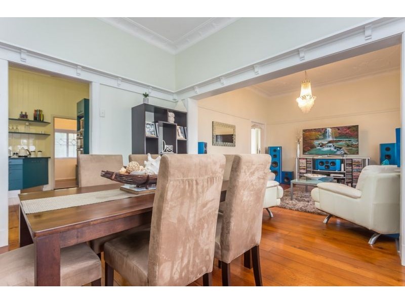 111 Stafford Rd, Kedron QLD 4031