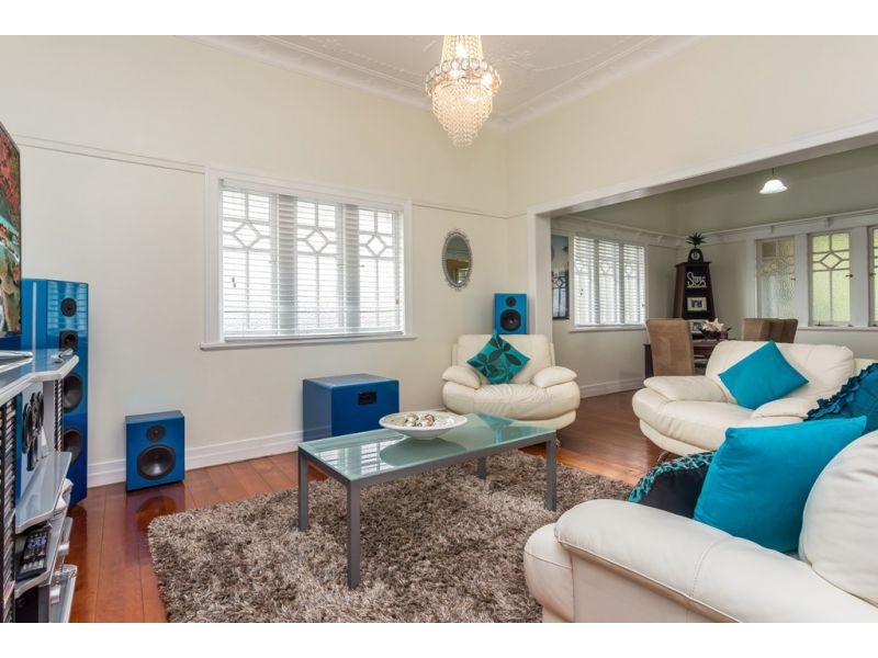 111 Stafford Rd, Kedron QLD 4031