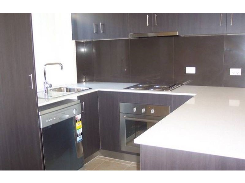 8/13-17 Caroline Street, Woody Point QLD 4019