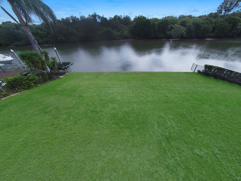 2509 Cressbrook Dr, Hope Island QLD 4212