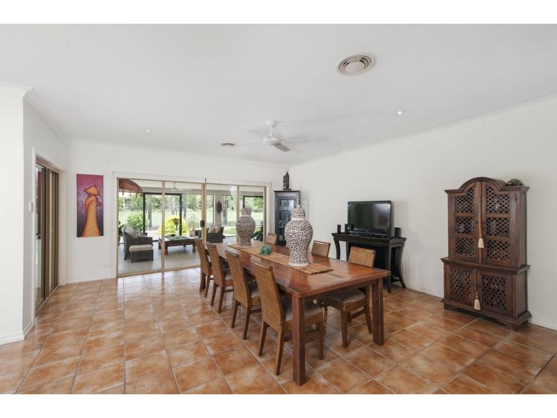 3193 Riverleigh Dr, Hope Island QLD 4212