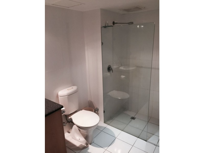 2303/28 Northcliffe Tce, Surfers Paradise QLD 4217
