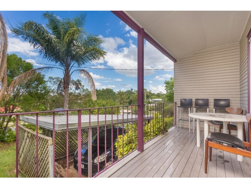 232 Appleby Rd, Stafford Heights QLD 4053