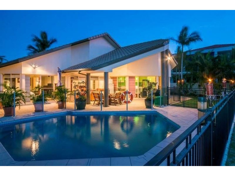 1084 Killymoon Dr, Hope Island QLD 4212