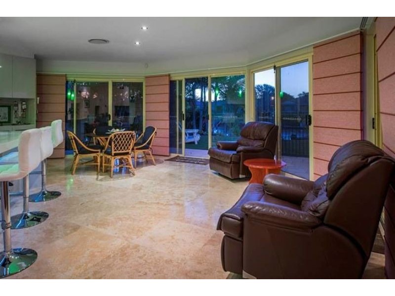 1084 Killymoon Dr, Hope Island QLD 4212