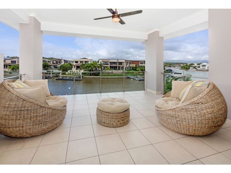 43 Harbourvue Ct, Helensvale QLD 4212