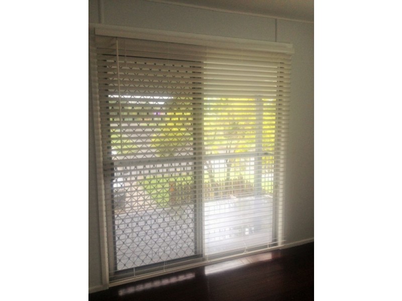 41 Russell St, Silkstone QLD 4304