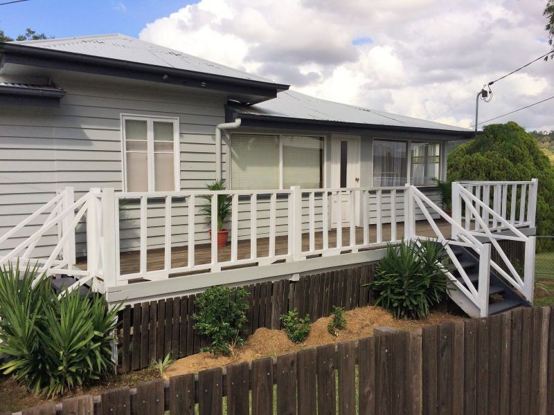74 Stafford St, Silkstone QLD 4304