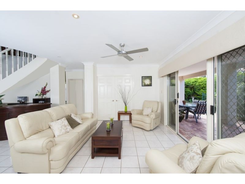 1630 Riverdale Dr, Hope Island QLD 4212