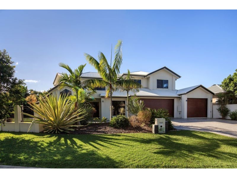 41 Southaven Dr, Helensvale QLD 4212