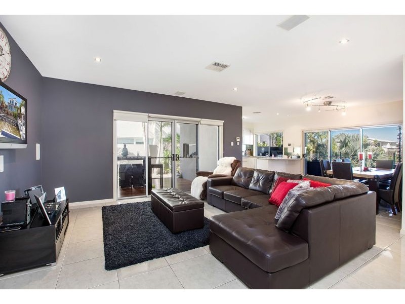 12 Coomera Ct, Helensvale QLD 4212