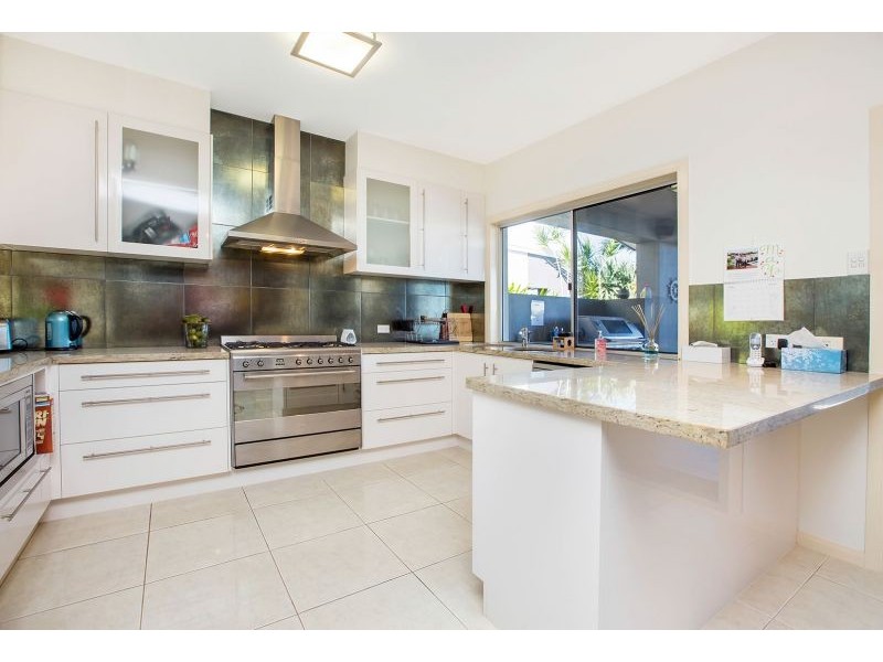 12 Coomera Ct, Helensvale QLD 4212