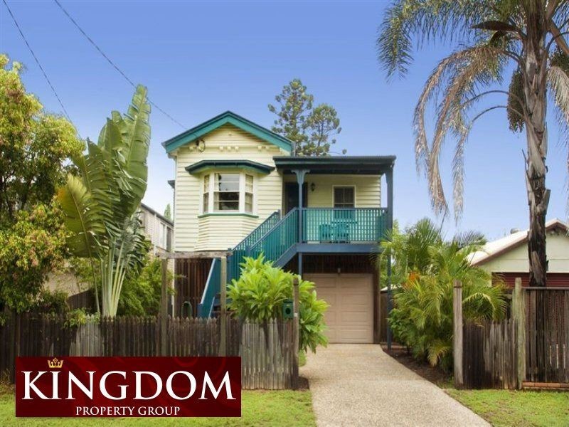 53 Wharf St, Shorncliffe QLD 4017