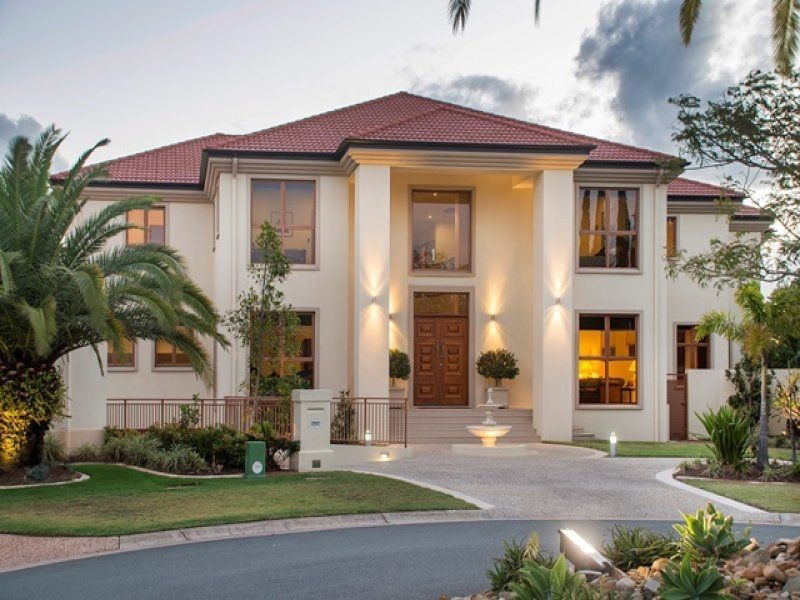 2332 Cressbrook Dr, Hope Island QLD 4212