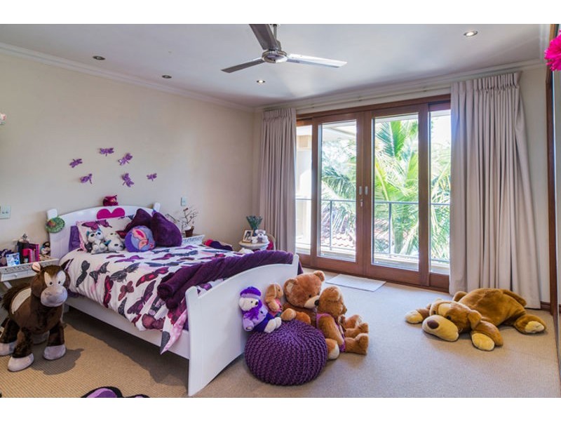 2580 Gracemere Cct North, Hope Island QLD 4212