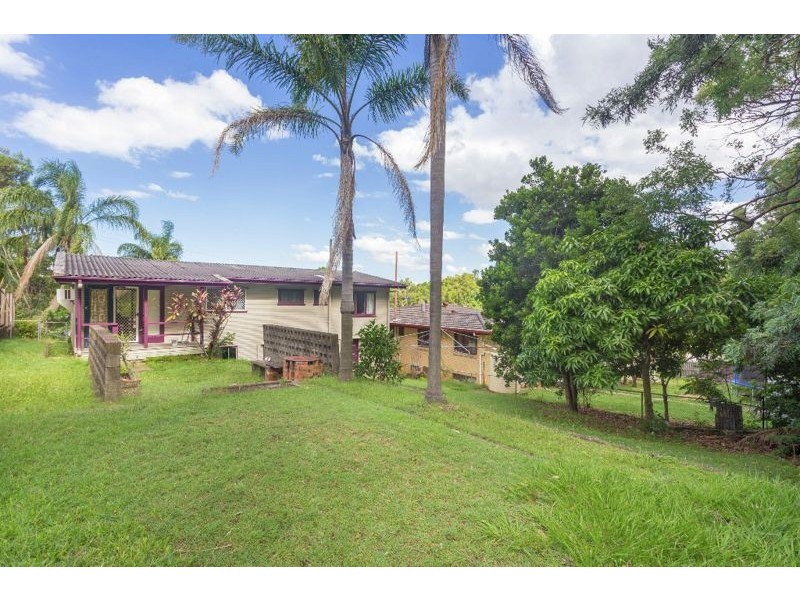 232 Appleby Road, Stafford Heights QLD 4053