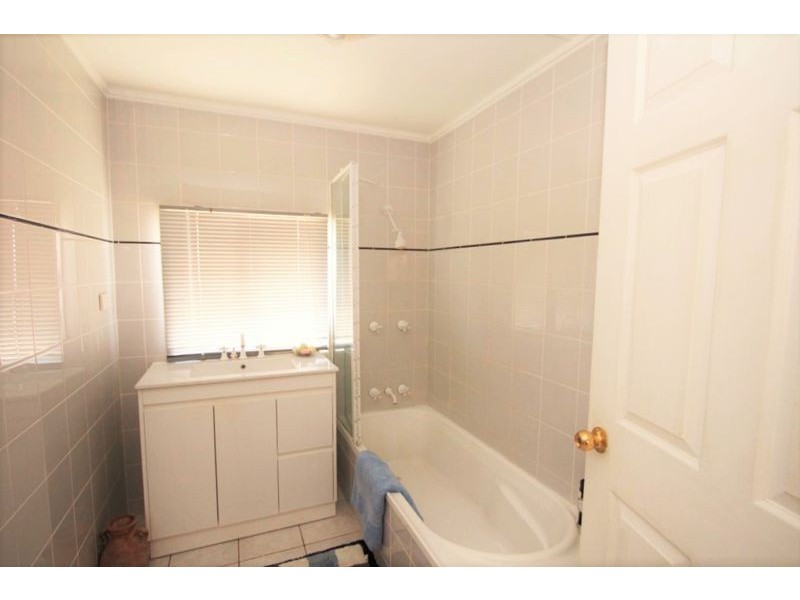 87 Arthur St, Woody Point QLD 4019