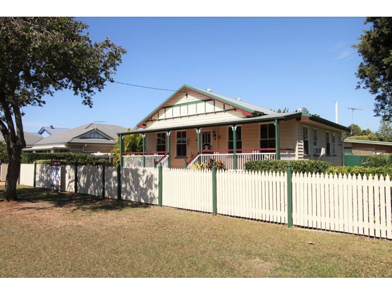 87 Arthur St, Woody Point QLD 4019