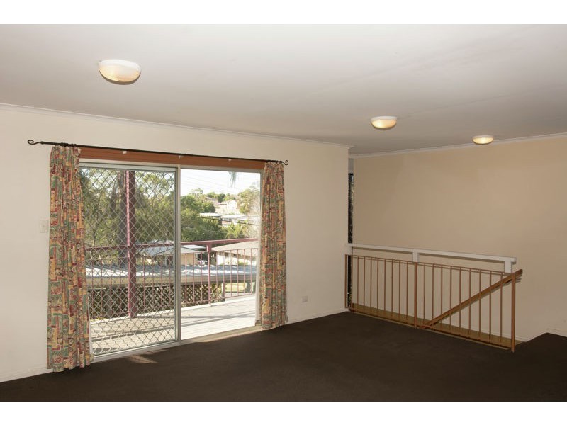 232 Appleby Rd, Stafford Heights QLD 4053