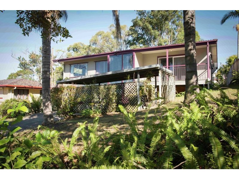 232 Appleby Rd, Stafford Heights QLD 4053