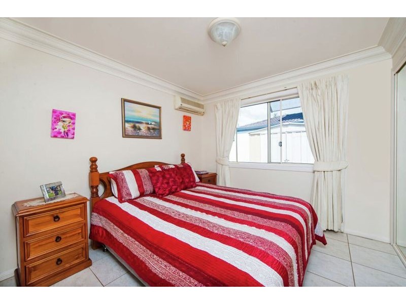 26 Oyster Cove Promenade, Helensvale QLD 4212