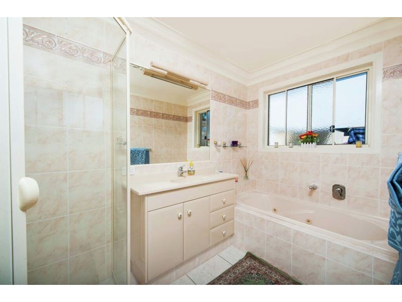 26 Oyster Cove Promenade, Helensvale QLD 4212