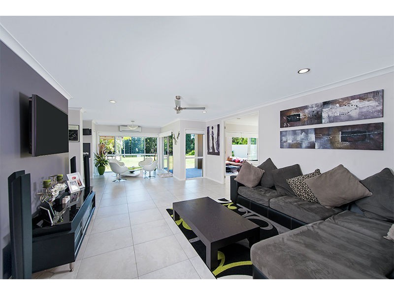 75 The Peninsula, Helensvale QLD 4212