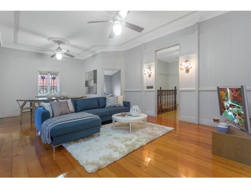 37 Amarina Avenue, Ashgrove QLD 4060