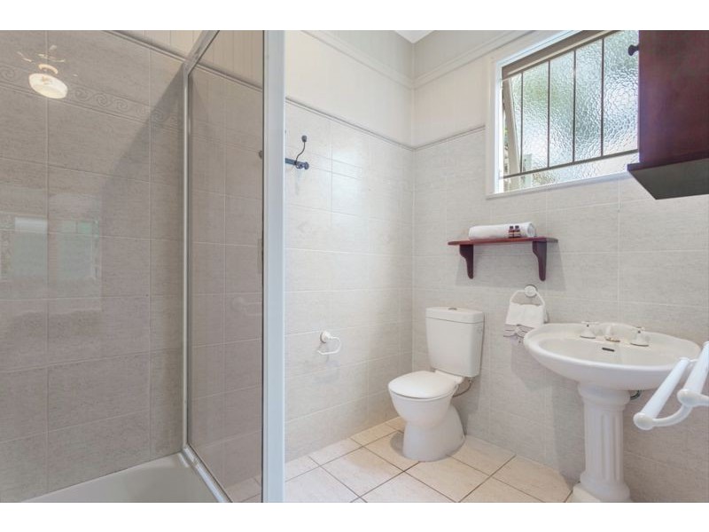 37 Amarina Avenue, Ashgrove QLD 4060