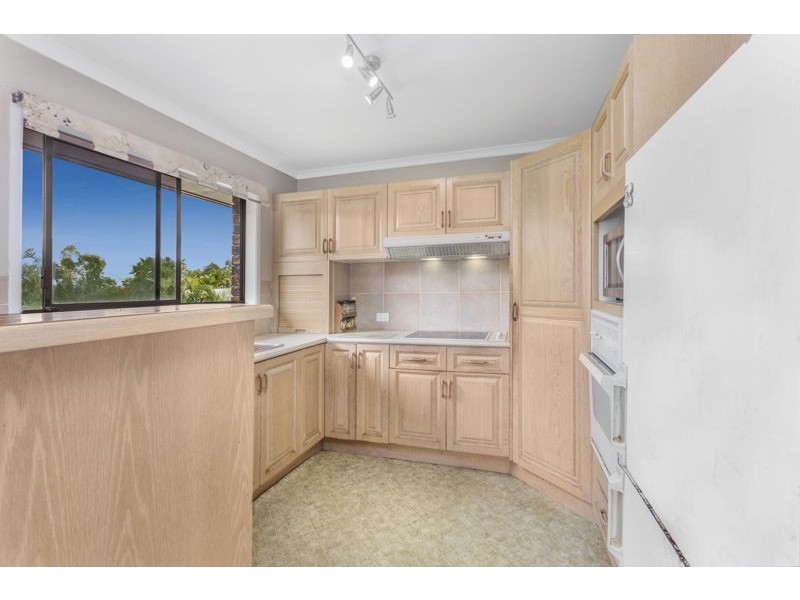 6 Springwell Avenue, Springwood QLD 4127