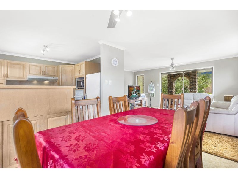 6 Springwell Avenue, Springwood QLD 4127