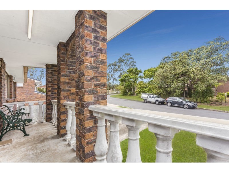 6 Springwell Avenue, Springwood QLD 4127