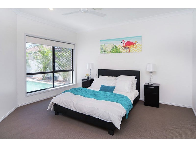 30 Tranquility Cct, Helensvale QLD 4212