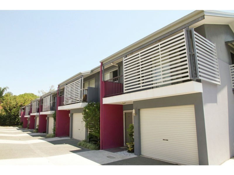 8/13-17 Caroline St, Woody Point QLD 4019