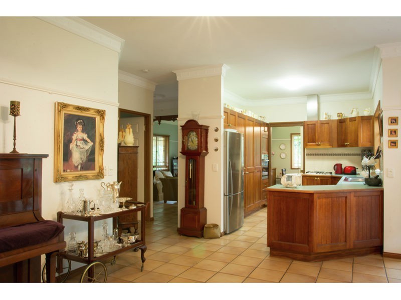 6 Ganton Pl, Albany Creek QLD 4035