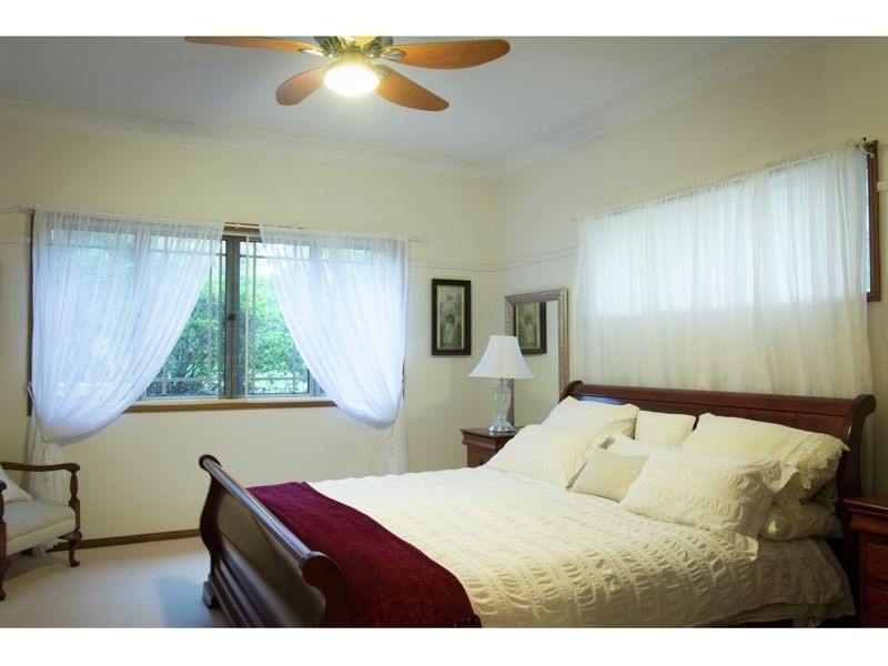 6 Ganton Pl, Albany Creek QLD 4035