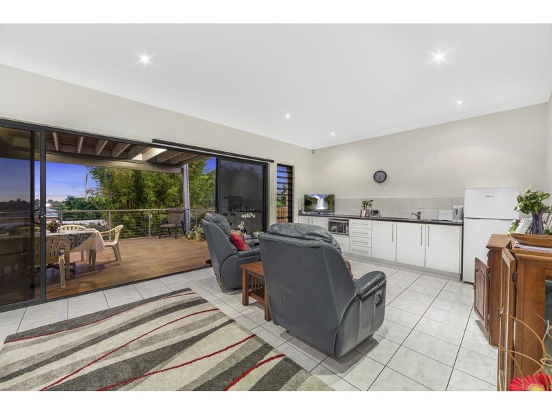 28 Dawson Rd, Alexandra Hills QLD 4161