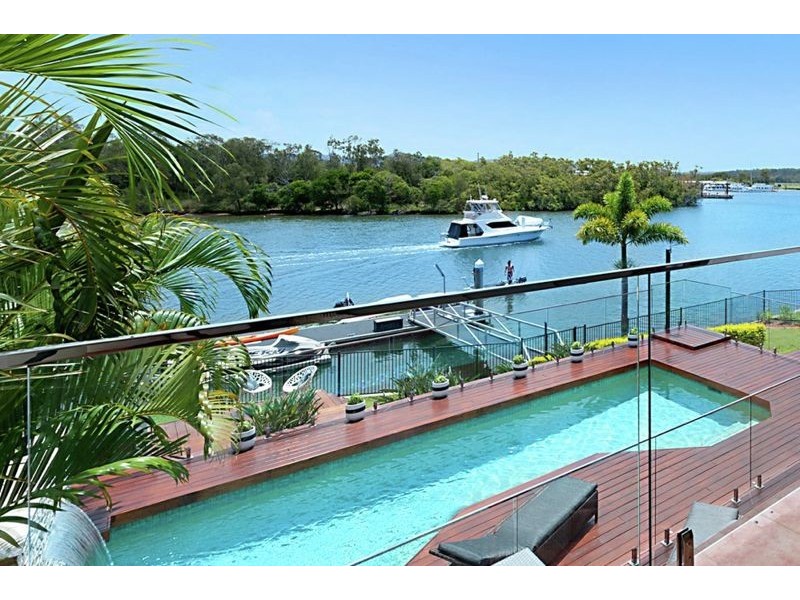 Hope Island QLD 4212